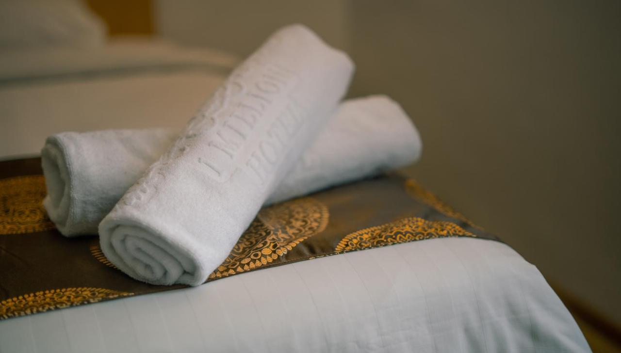 Hotel 1 Million 2*